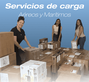 Perosnas con cajas cartón